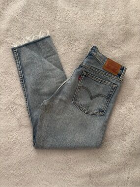 Levis jeans